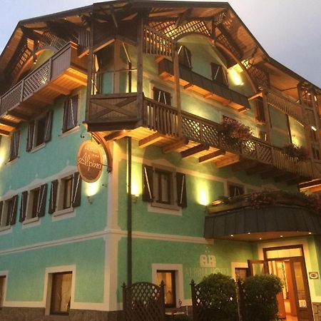 Hotel Alpina Pinzolo Extérieur photo