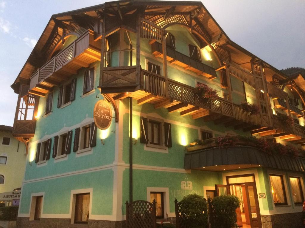 Hotel Alpina Pinzolo Extérieur photo