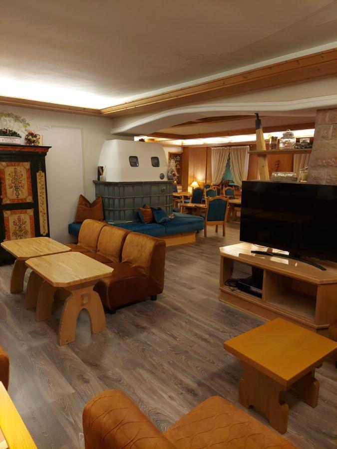 Hotel Alpina Pinzolo Extérieur photo