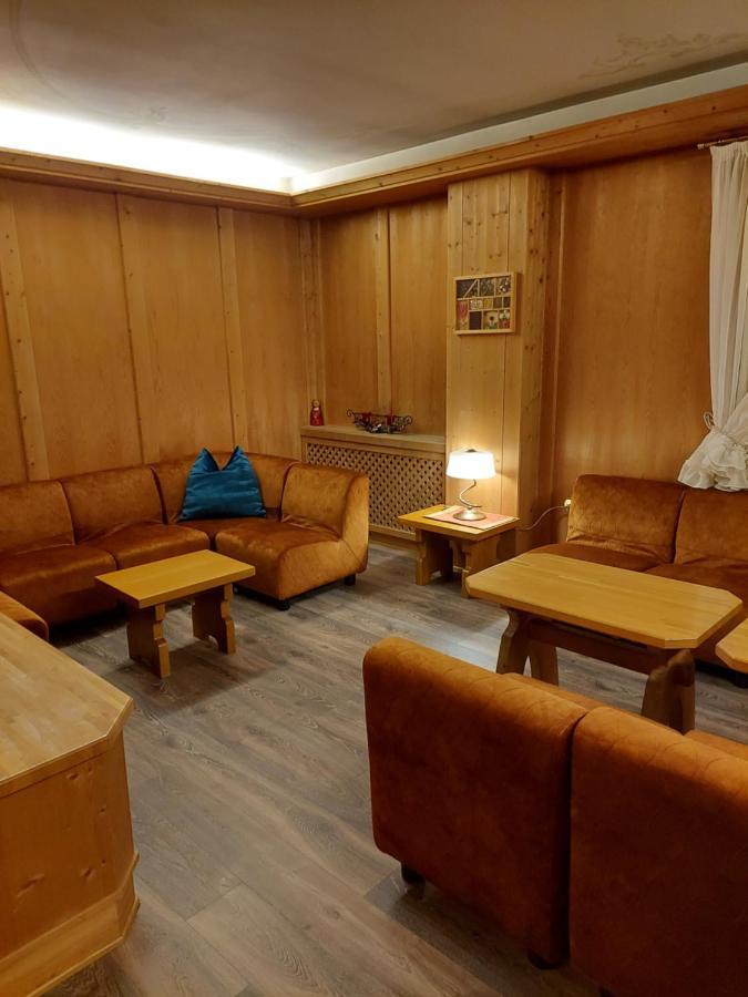 Hotel Alpina Pinzolo Extérieur photo